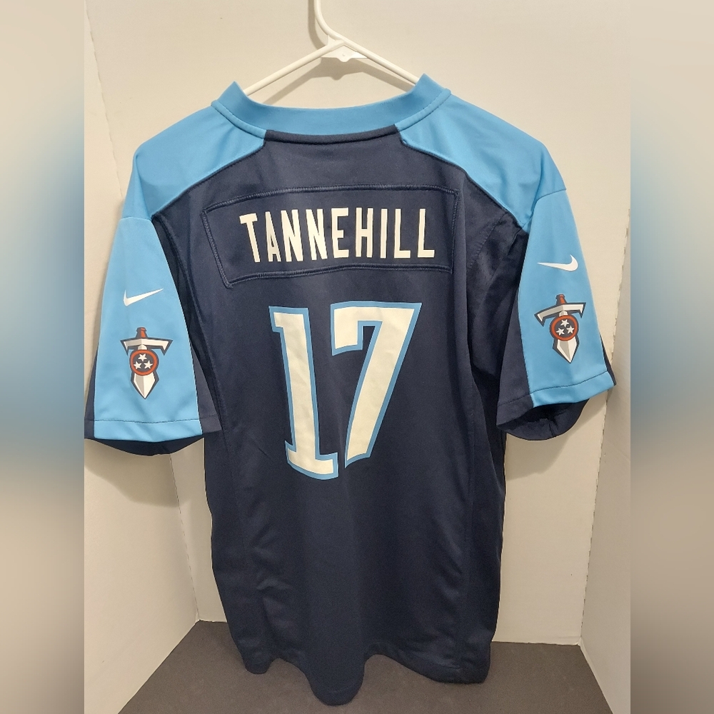 Ryan Tannehill Tennessee Titans Youth Nike Size XL Football Jersey 17 Mens Small